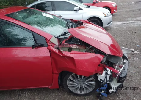 2017 Toyota Corolla Xle z USA, uszkodzony, nr VIN 2T1BURHE2HC835357